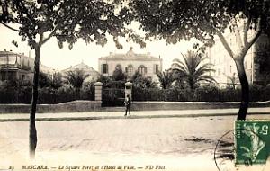 Mascara - Square Perez et Hotel de Ville - 1914